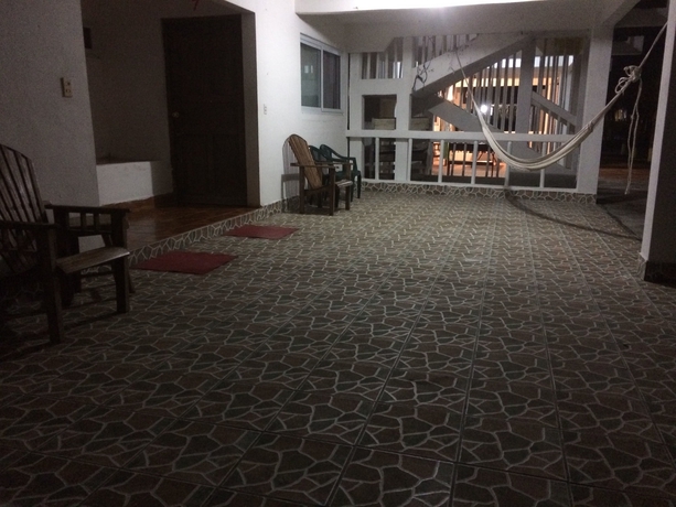 Imagen de los interiores del Hotel Tortugas Place Y Bungalos. Foto 18