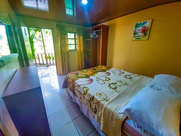 Imagen de la habitación del Hotel Tortuguero Beachfront. Foto 6