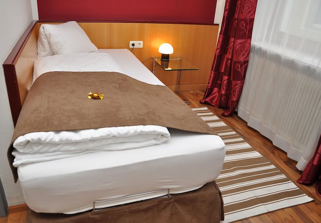 Imagen de la habitación del Hotel Torwirt. Foto 2