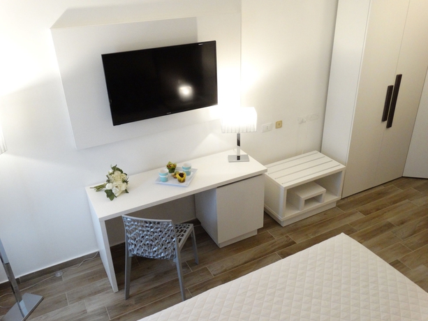 Imagen de la habitación del Hotel Toscana Ambassador. Foto 13