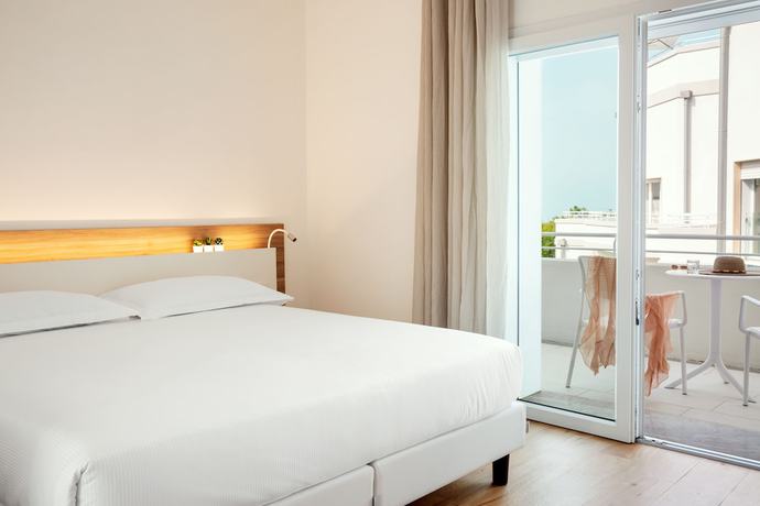 Imagen de la habitación del Hotel Toscana Charme Resort. Foto 6