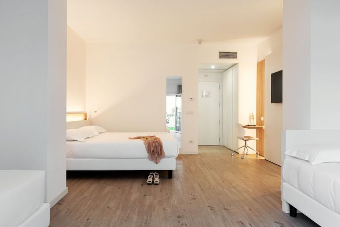 Imagen de la habitación del Hotel Toscana Charme Resort. Foto 17