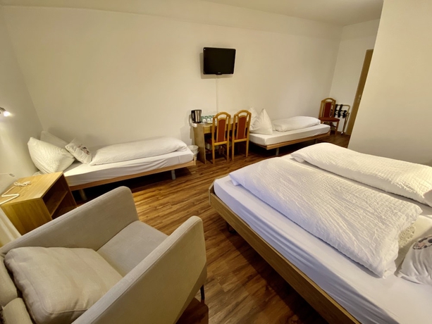 Imagen de la habitación del Hotel Toscana, Hübeli. Foto 2