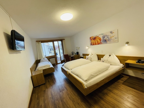 Imagen de la habitación del Hotel Toscana, Hübeli. Foto 6