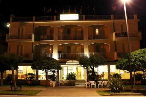 Imagen general del Hotel Toscana, Marotta. Foto 4