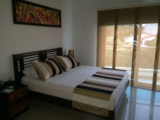 Imagen de la habitación del Hotel Toscana Plaza. Foto 3