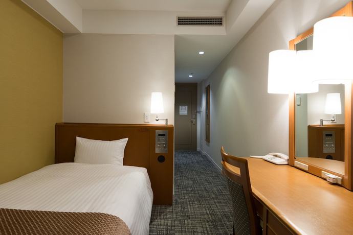 Imagen de la habitación del Hotel Toshi Center Tokyo. Foto 6