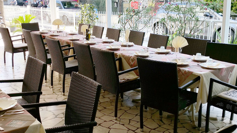 Imagen del bar/restaurante del Hotel Tosi. Foto 3