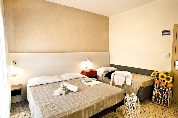 Imagen de la habitación del Hotel Tosi. Foto 10