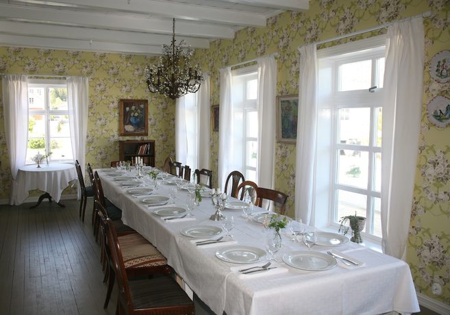 Imagen del bar/restaurante del Hotel T&oslash;rvisl. Foto 7