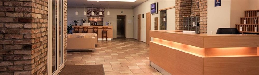 Imagen de los interiores del Hotel Toss. Foto 9