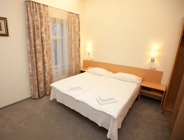 Imagen de la habitación del Hotel Toss. Foto 5