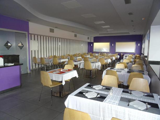 Imagen del bar/restaurante del Hotel Tossamar. Foto 3