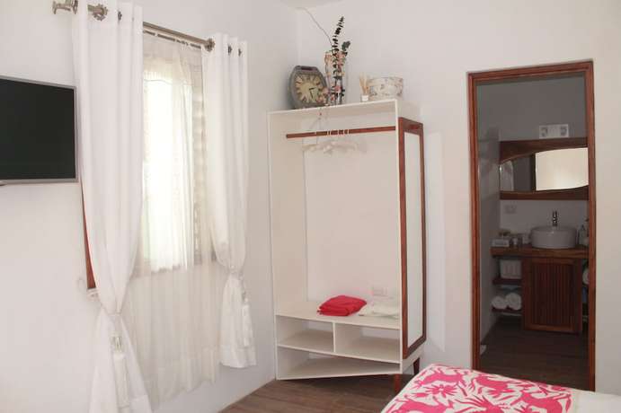 Imagen de la habitación del Hotel Toto Blue Boutique. Foto 12
