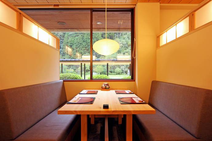 Imagen del bar/restaurante del Hotel Totsukawa Onsen Hotel Subaru. Foto 12