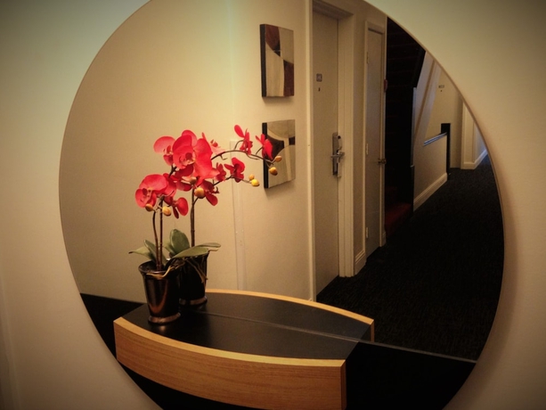 Imagen de los interiores del Hotel Touchstone - City Center. Foto 15