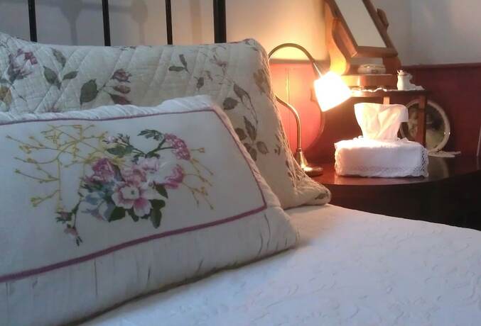 Imagen general del Hotel Touchwood Cottages. Foto 11