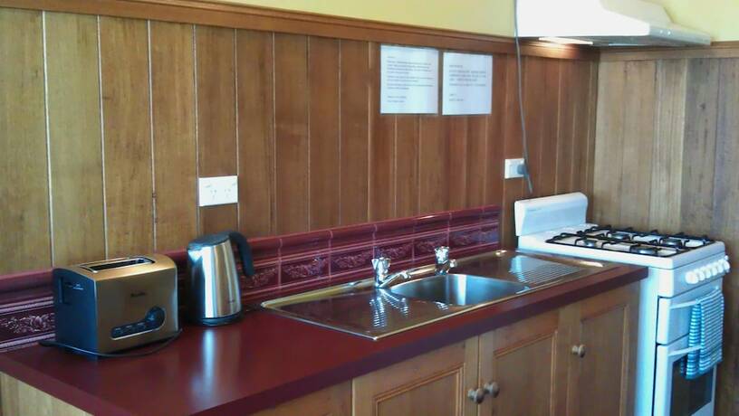 Imagen de la habitación del Hotel Touchwood Cottages. Foto 15