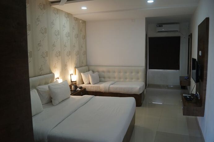 Imagen general del Hotel Touchwood Resort Indore. Foto 4