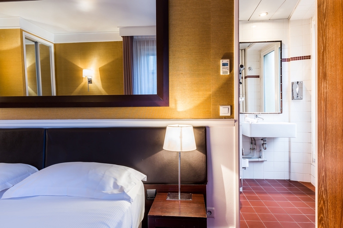 Imagen de la habitación del Hotel Toujours. Foto 9