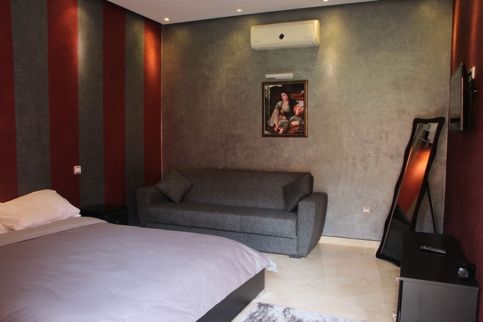 Imagen de la habitación del Hotel Toulousain. Foto 4