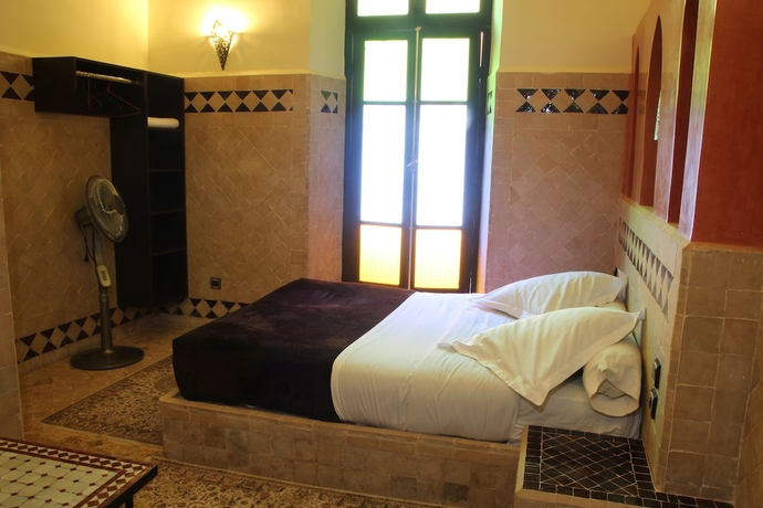 Imagen de la habitación del Hotel Toulousain. Foto 5