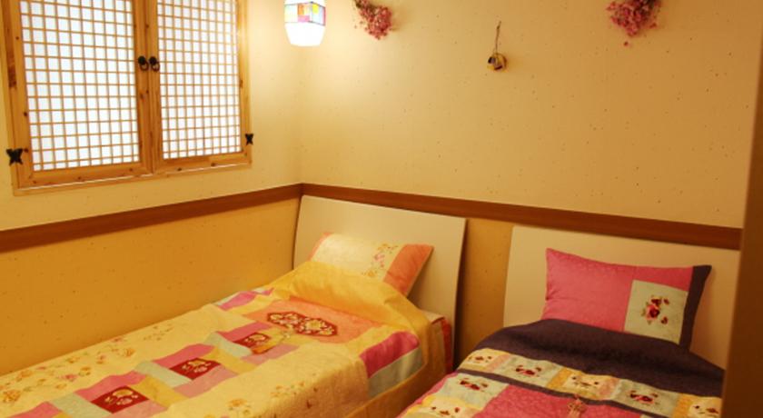 Imagen de la habitación del Hotel TourInn Harumi. Foto 4