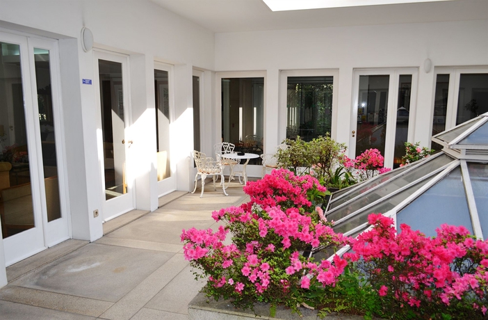 Imagen general del Hotel Toural. Foto 2