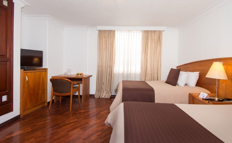 Imagen de la habitación del Hotel Tourblanche. Foto 6