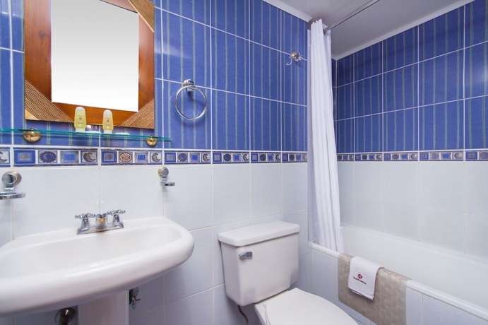 Imagen de la habitación del Hotel Tourblanche. Foto 15