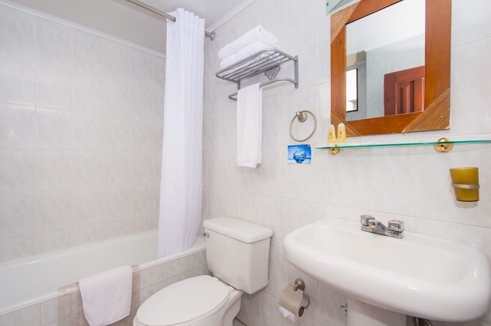 Imagen de la habitación del Hotel Tourblanche. Foto 16