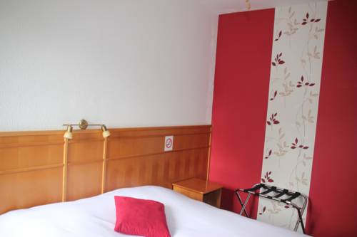 Imagen de la habitación del Hotel Tourh&ocirc;tel, B&eacute;thune. Foto 8