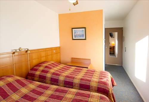 Imagen de la habitación del Hotel Tourh&ocirc;tel, B&eacute;thune. Foto 12