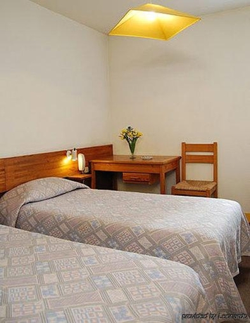 Imagen general del Hotel Tourhôtel, La-Chaussée-Saint-Victor. Foto 1
