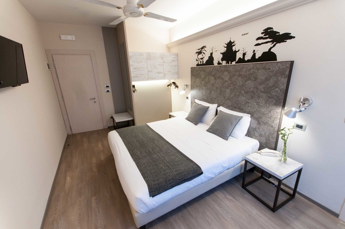 Imagen de la habitación del Hotel Touring, Bolonia. Foto 3