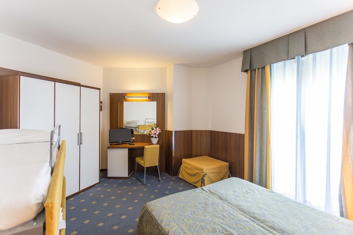 Imagen de la habitación del Hotel Touring, Caorle. Foto 8