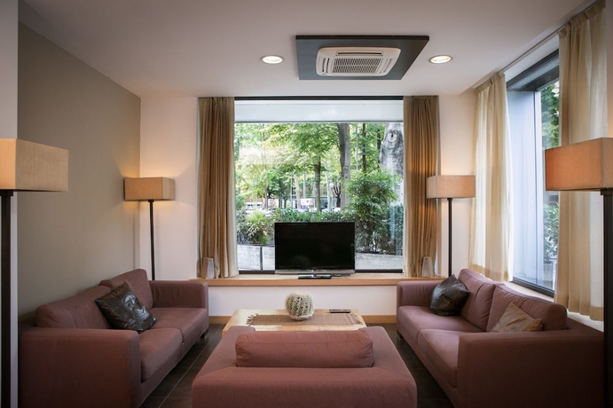 Imagen de los interiores del Hotel Touring, Carpi. Foto 19