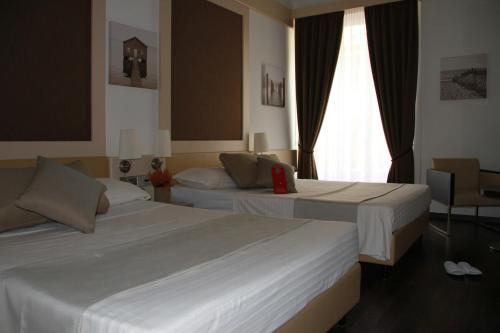 Imagen general del Hotel Touring Chiasso. Foto 4