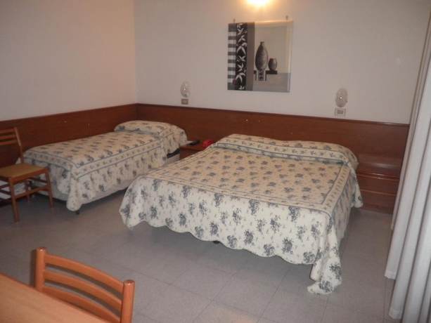 Imagen de la habitación del Hotel Touring, Chioggia. Foto 2