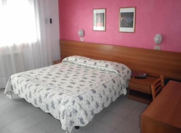 Imagen de la habitación del Hotel Touring, Chioggia. Foto 4