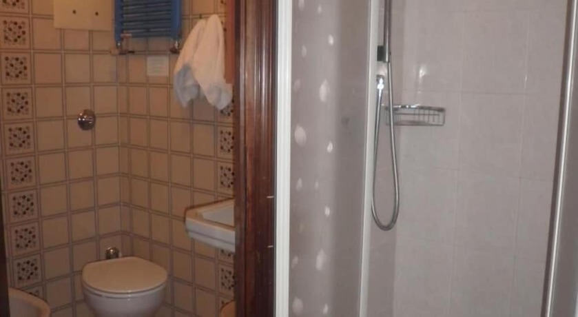 Imagen de la habitación del Hotel Touring, Chioggia. Foto 17