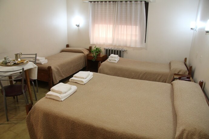 Imagen de la habitación del Hotel Touring Club. Foto 5