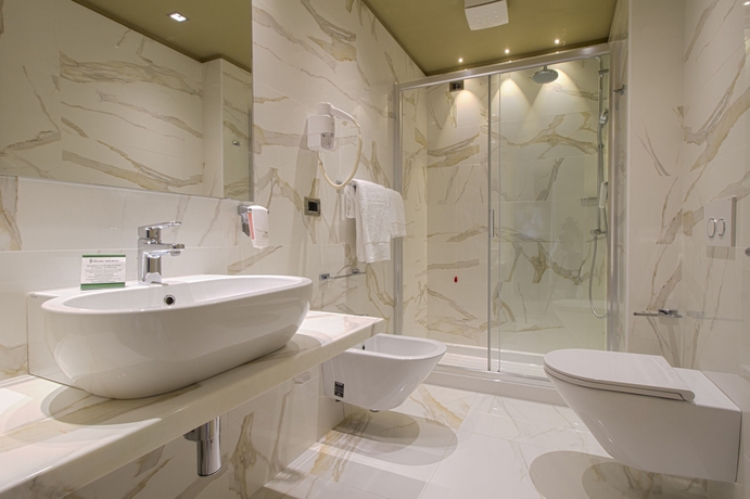 Imagen de la habitación del Hotel Touring, Ferrara. Foto 8