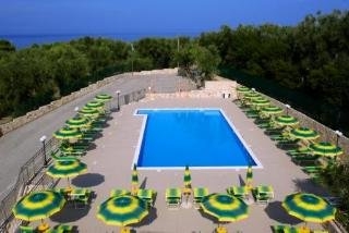 Imagen de la piscina del Hotel Touring Hotel, Rodi Garganico. Foto 14