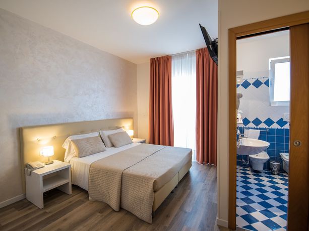 Imagen de la habitación del Hotel Touring, Lido Di Jesolo. Foto 2