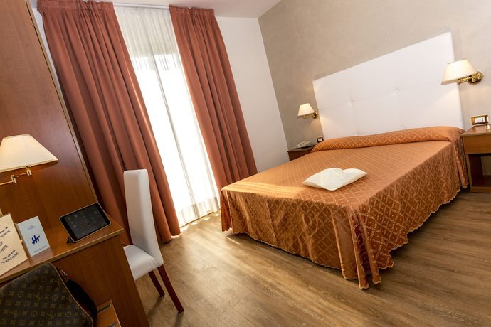Imagen de la habitación del Hotel Touring, Lido Di Jesolo. Foto 13