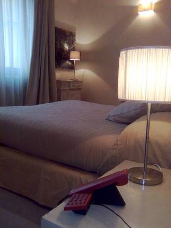 Imagen de la habitación del Hotel Touring, Livorno. Foto 5