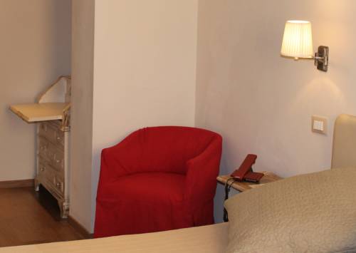 Imagen de la habitación del Hotel Touring, Livorno. Foto 8