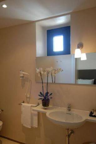 Imagen de la habitación del Hotel Touring, Livorno. Foto 13