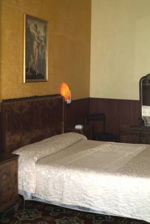 Imagen de la habitación del Hotel Touring, Messina. Foto 13